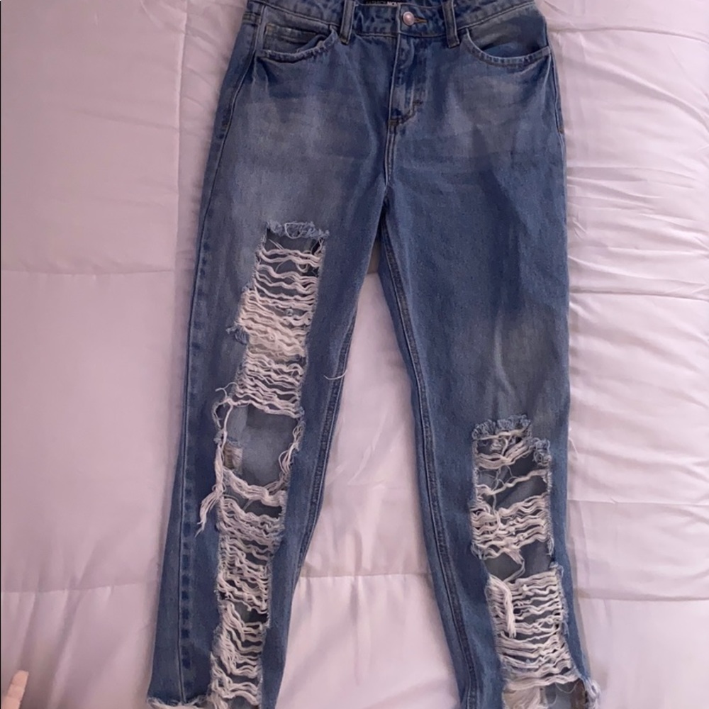 Fashion Nova Ripped Mom Jeans